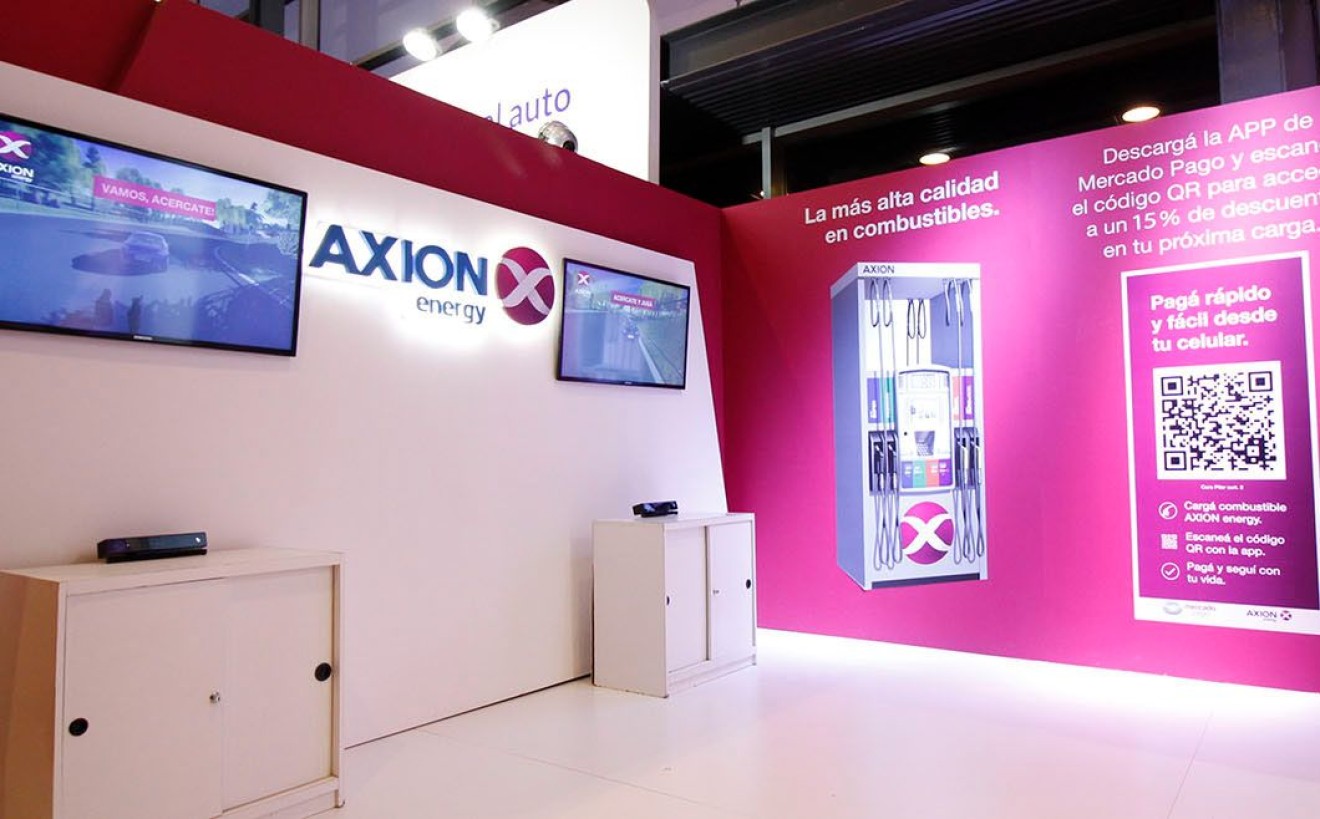 Stand Axion energy Salón del Automóvil 2017