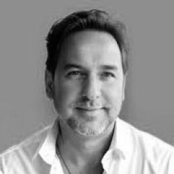 Arq. Fernando Pérez Kaparunakis
